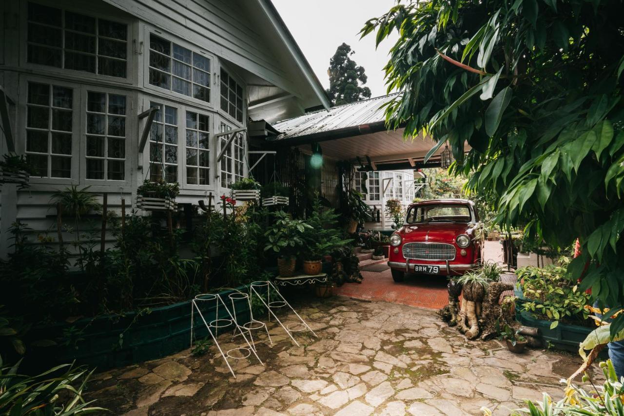 Rock Cliff Home Stay Shillong Exteriör bild