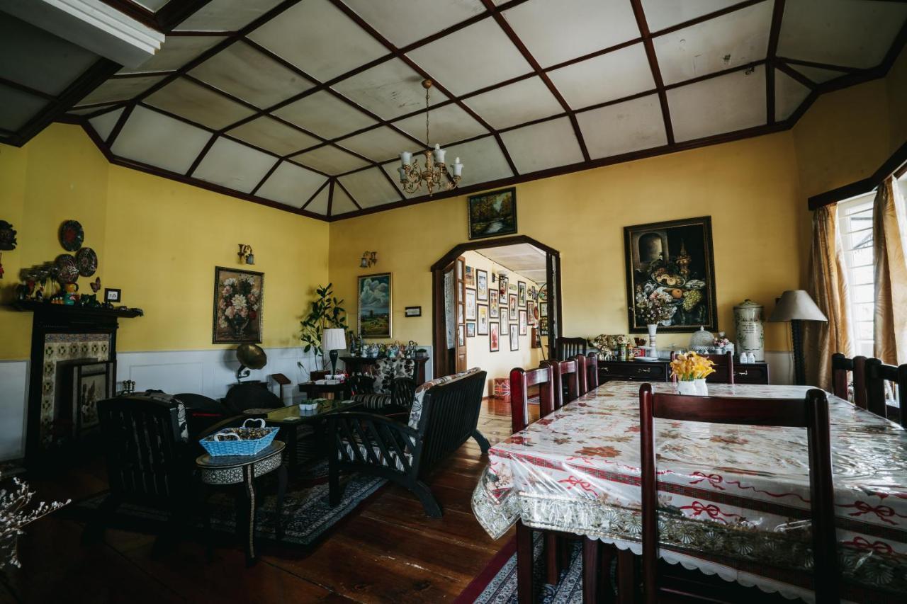 Rock Cliff Home Stay Shillong Exteriör bild