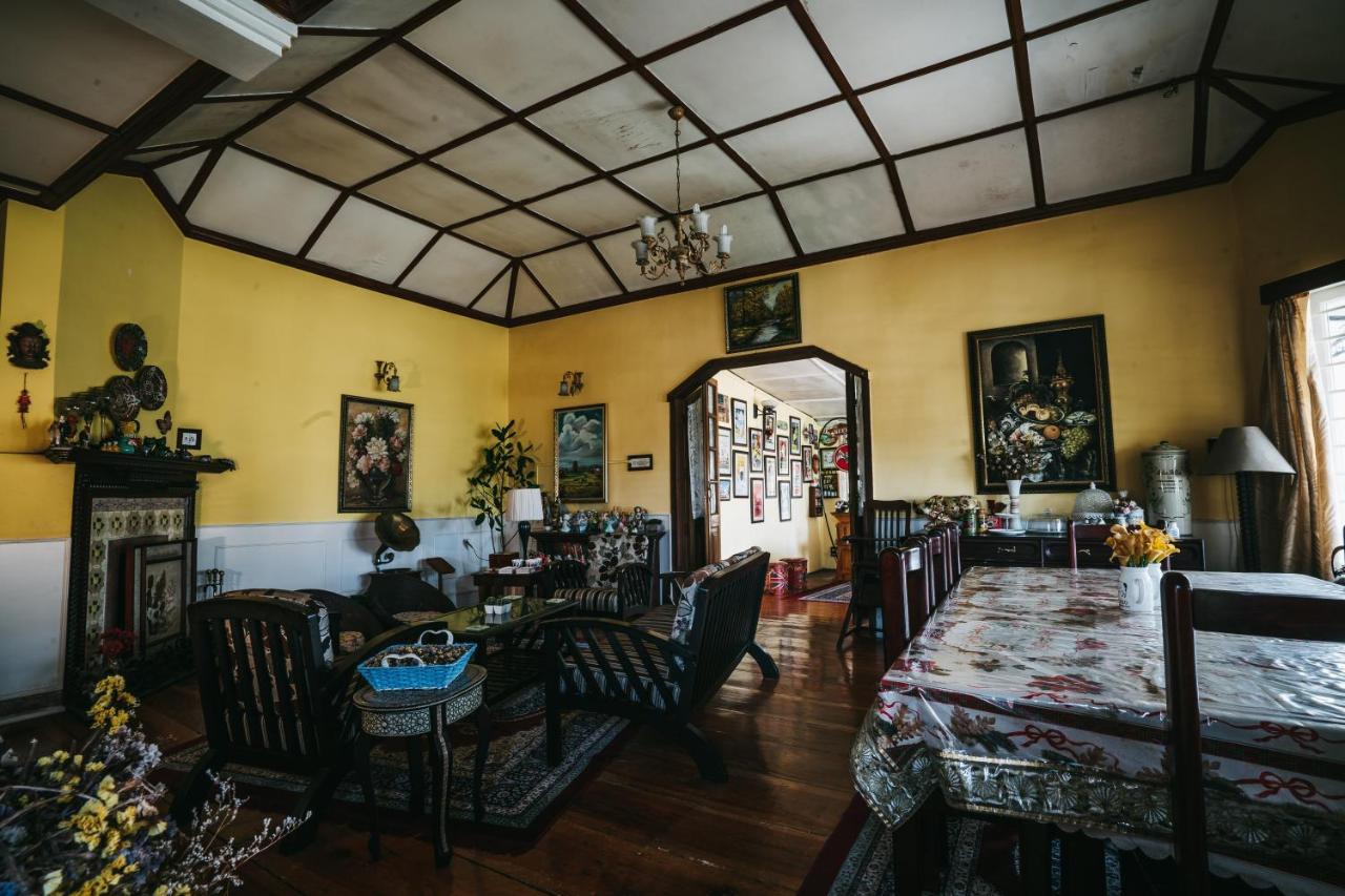 Rock Cliff Home Stay Shillong Exteriör bild