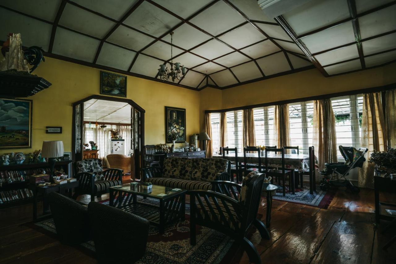 Rock Cliff Home Stay Shillong Exteriör bild