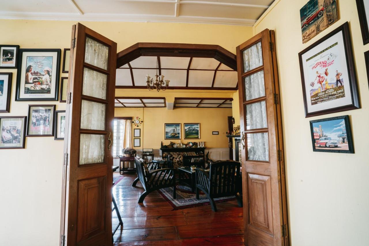 Rock Cliff Home Stay Shillong Exteriör bild